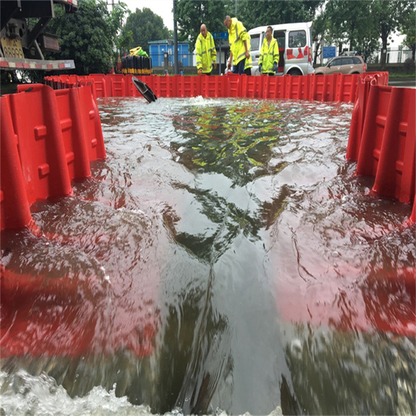 flood control barrier 02.jpg